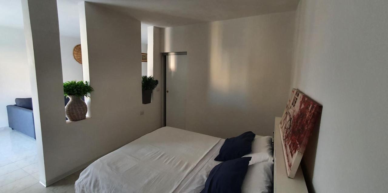 Sardinia Suites & Apartments -Casa-Loft A Pochi Passi Dal Centro- Santa Teresa Gallura Bagian luar foto